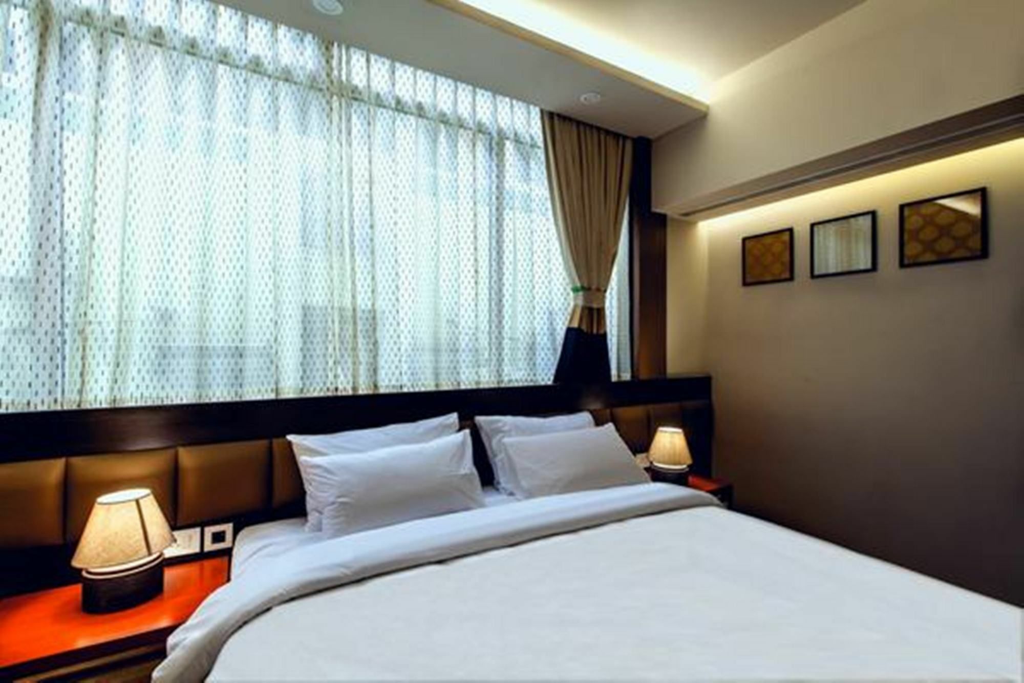 Minla Hotel Bengalúr Exteriér fotografie